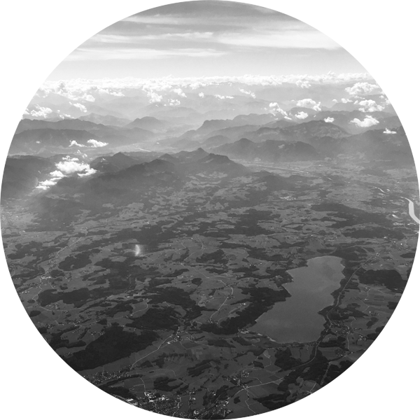 Image de la série un peu au dessus de la terre de Thérèse Pitte Photogrape Plasticienne