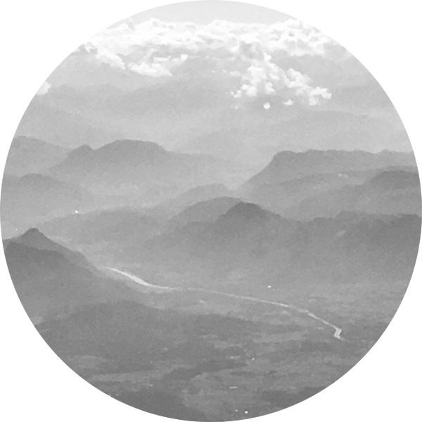 Image de la série un peu au dessus de la terre de Thérèse Pitte Photogrape Plasticienne